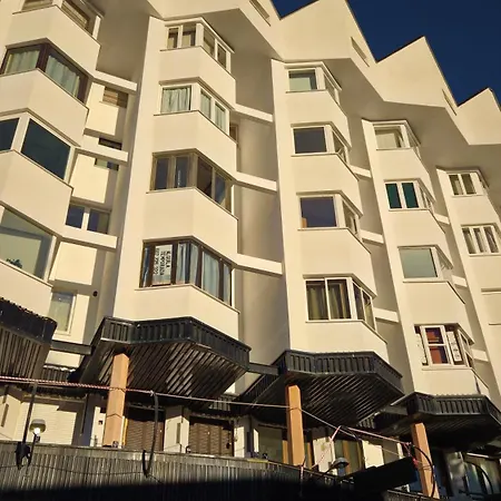 Plaza Pradollano Edf Impala Гранада