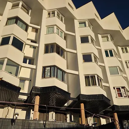 Plaza Pradollano Edf Impala Granada